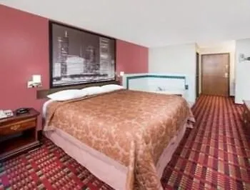 Super 8 By Wyndham Il