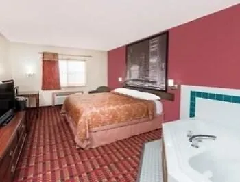 Super 8 By Wyndham Il Motel 2*